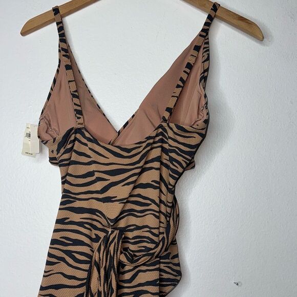Aerie Pique Animal Print Wrap One Piece Swimsuit Size XL - Picture 3 of 5
